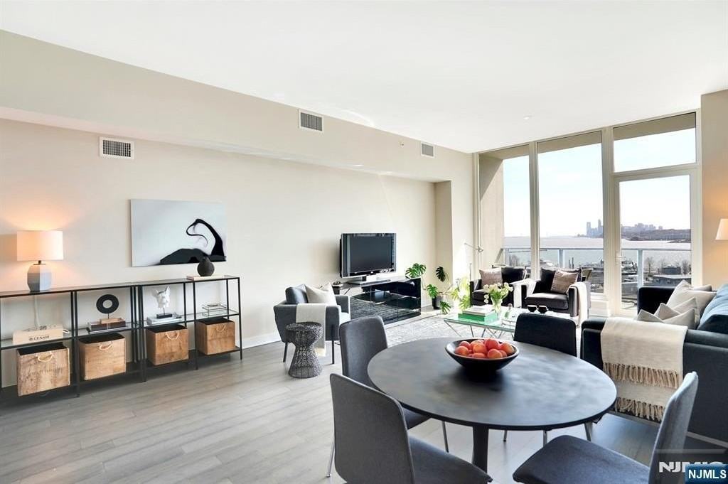 1200 Avenue At Port Imperial 417 - Photo 6 of 26