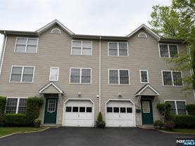108 Parkview Dr - Photo 1 of 1