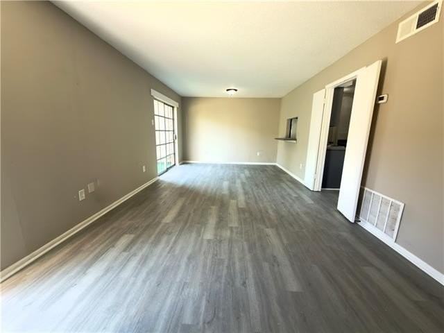 3252 Kabel Dr - Photo 3 of 12