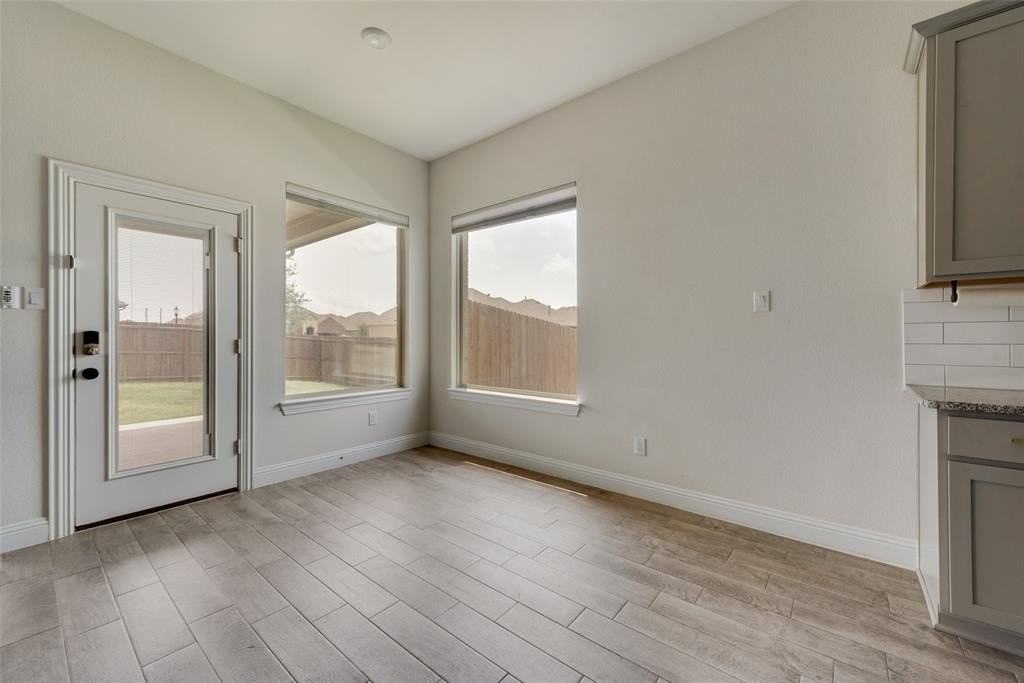 11104 Canyon Mine Dr - Photo 7 of 22