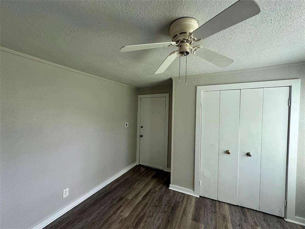4611 Bradshaw St - Photo 5 of 10