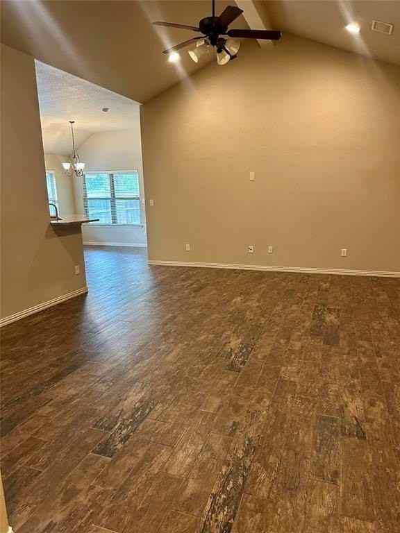 1409 Lauren Ln - Photo 2 of 12