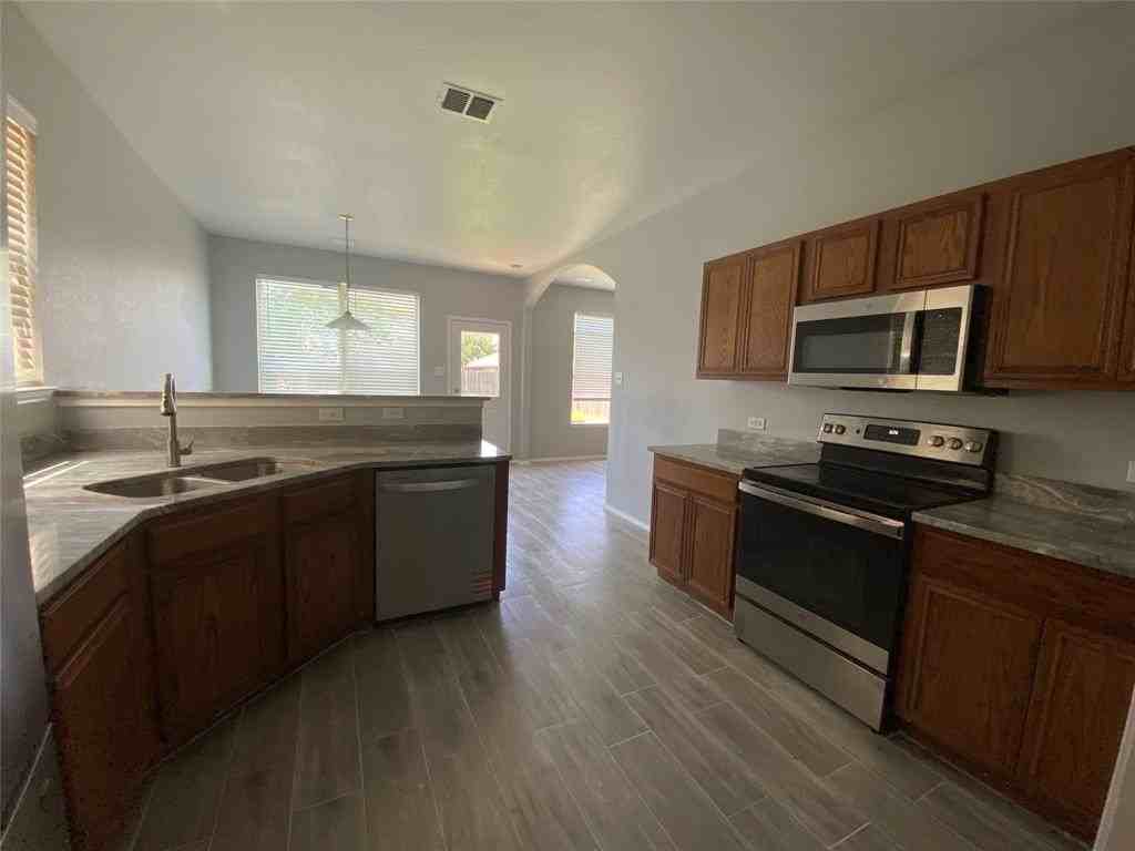 11509 Petunia Dr - Photo 5 of 20