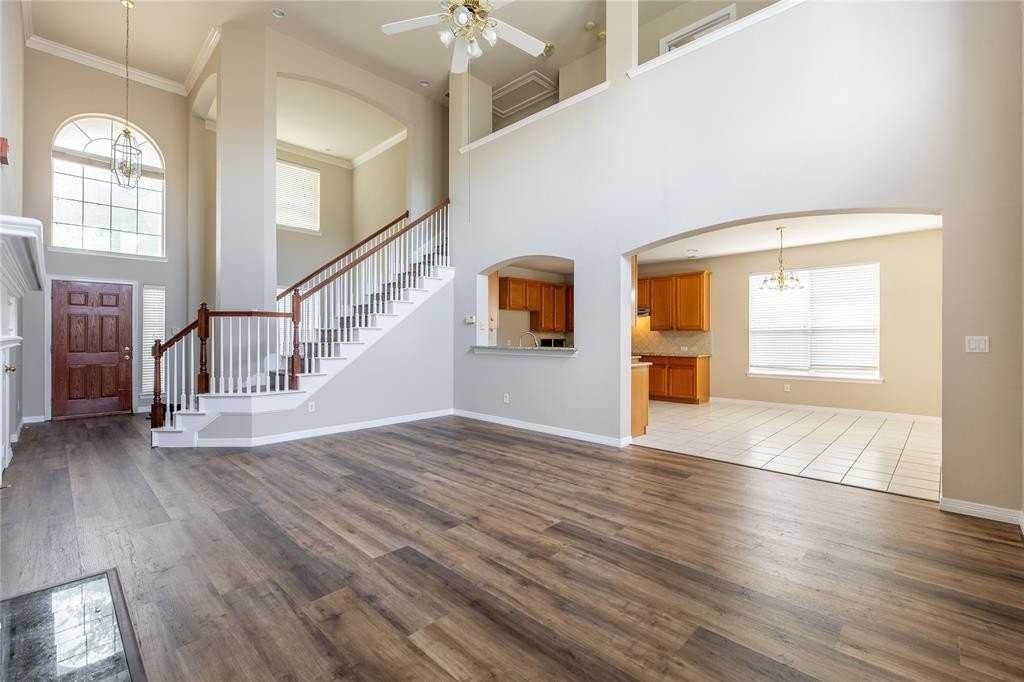 4541 Hawkhurst Dr - Photo 2 of 27