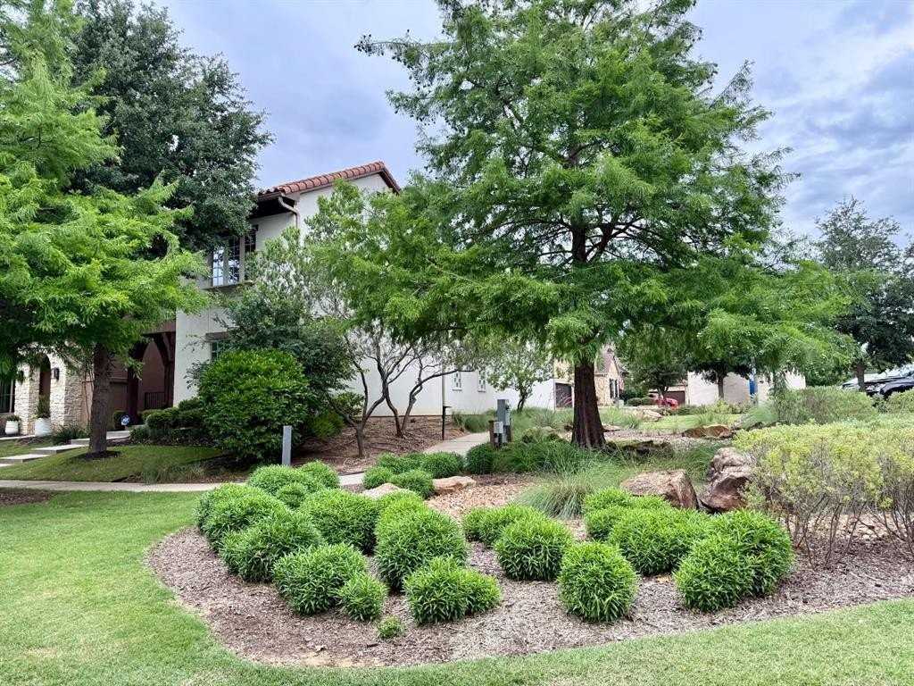 500 Sandy Ln - Photo 7 of 17