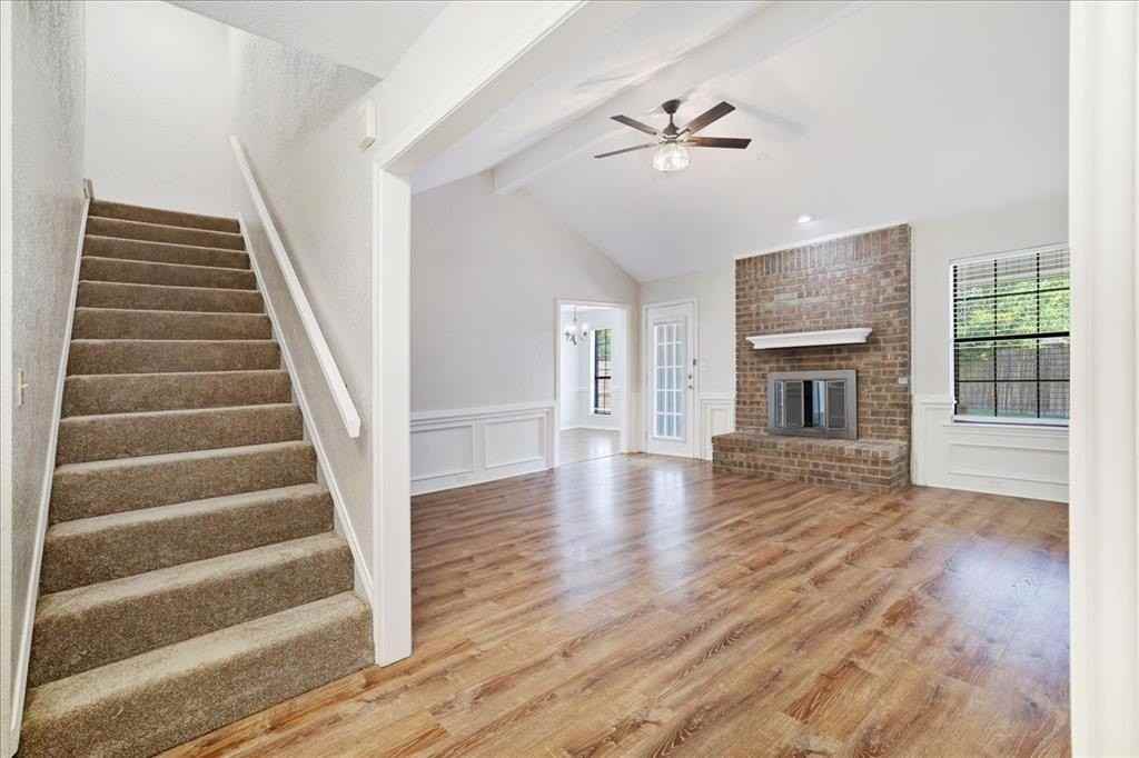 364 La Quinta Cir S - Photo 2 of 23