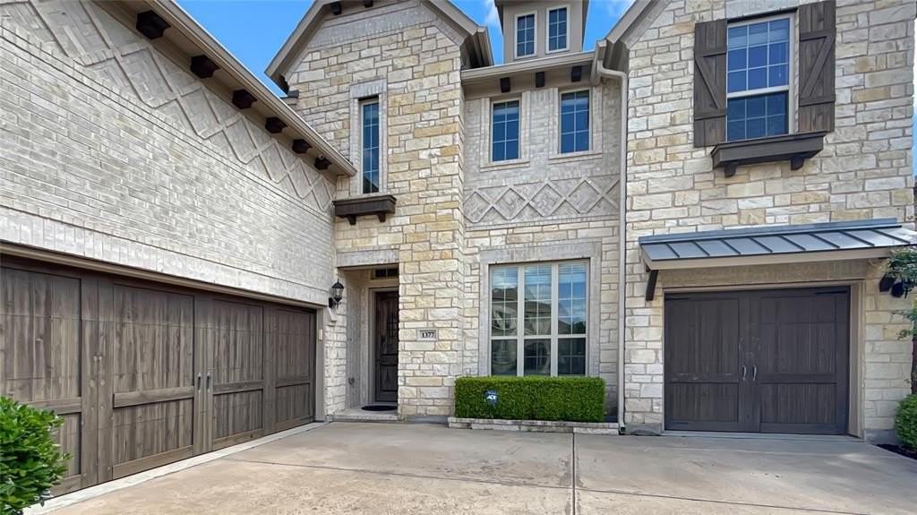 1377 Rolling Thunder Rd - Photo 3 of 34
