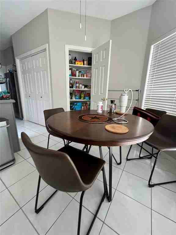 3035 Brookshire Dr - Photo 3 of 15
