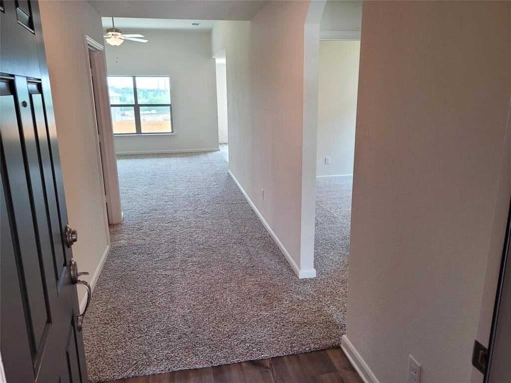 223 Drifter Dr - Photo 2 of 31