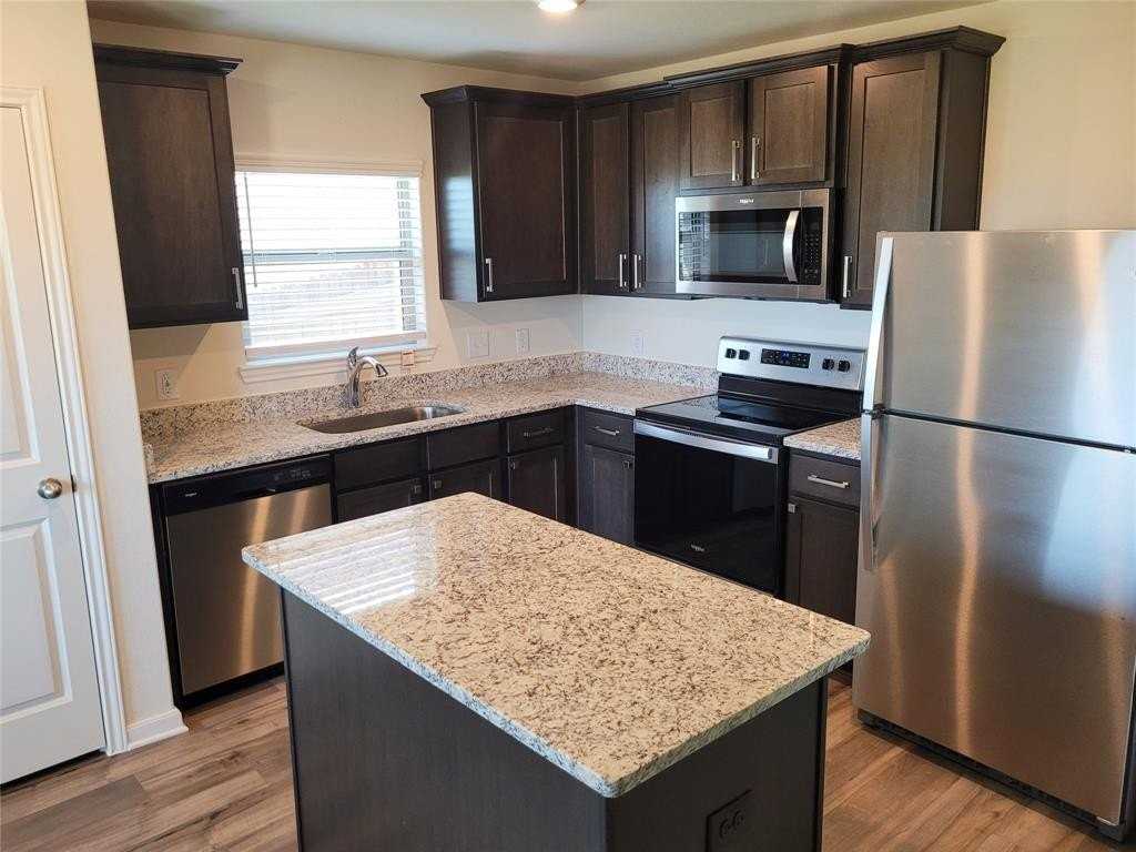 223 Drifter Dr - Photo 4 of 31