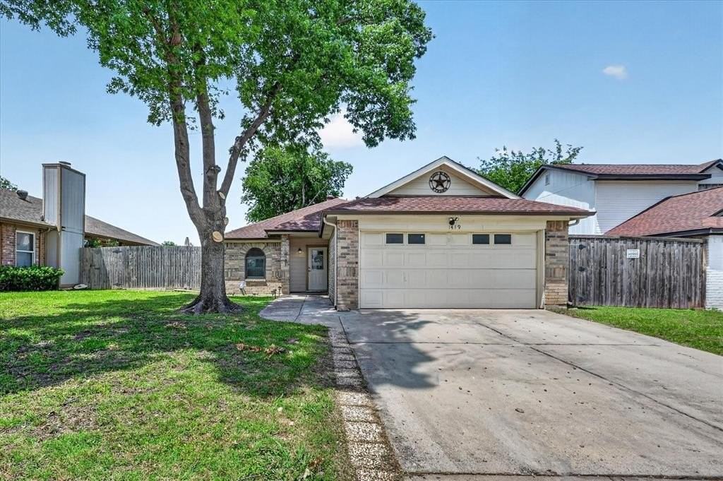 1419 Woodfern Dr - Photo 2 of 28