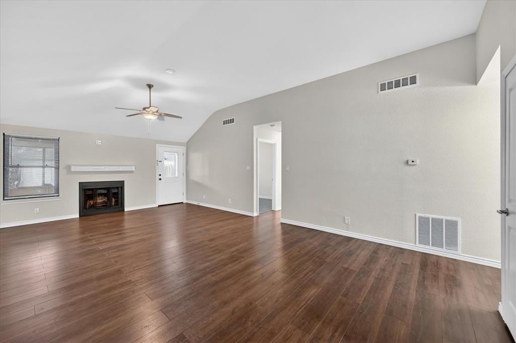 1419 Woodfern Dr - Photo 6 of 28