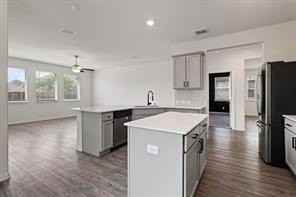 4529 Hemingway Ave - Photo 6 of 28