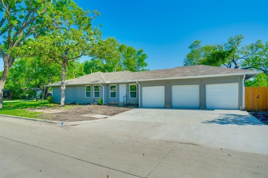 3402 Lawnview Ave - Photo 3 of 18