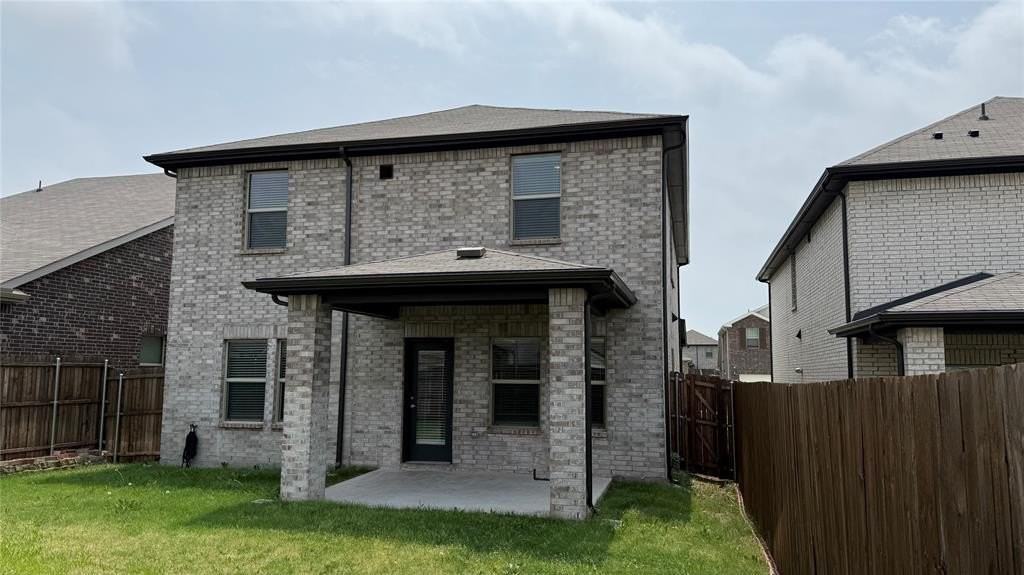 616 Mckenna Dr - Photo 3 of 26