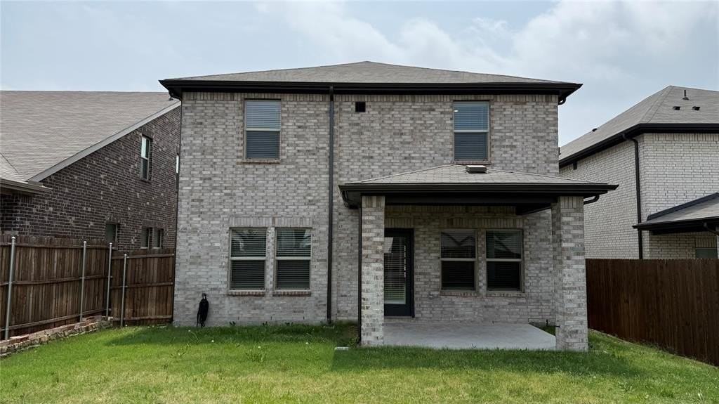 616 Mckenna Dr - Photo 5 of 26