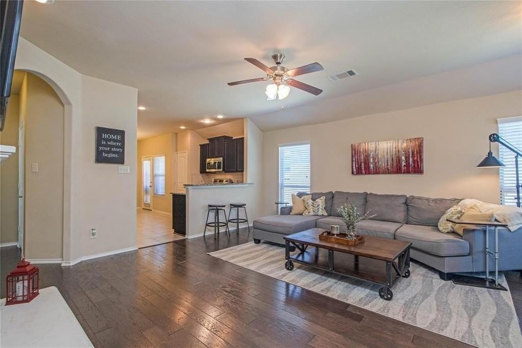 8905 Deadwood Ln - Photo 7 of 31