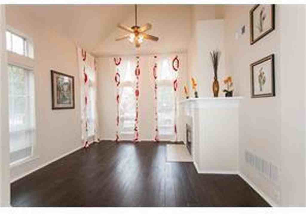11397 Fountainbridge Dr - Photo 3 of 17