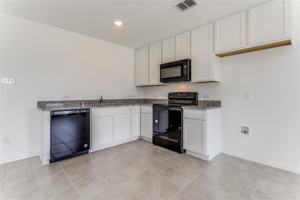 featured image of 119 Sunflower St