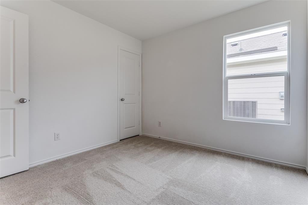 119 Sunflower St - Photo 7 of 32