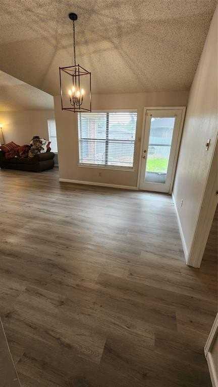 520 Kirkland Dr - Photo 6 of 13