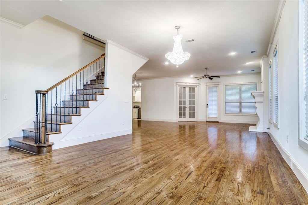 6517 Del Norte Ln - Photo 4 of 38