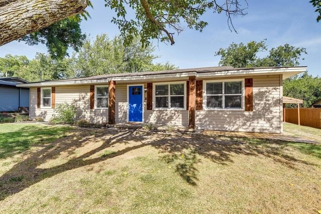 230 Davis Ave - Photo 2 of 27