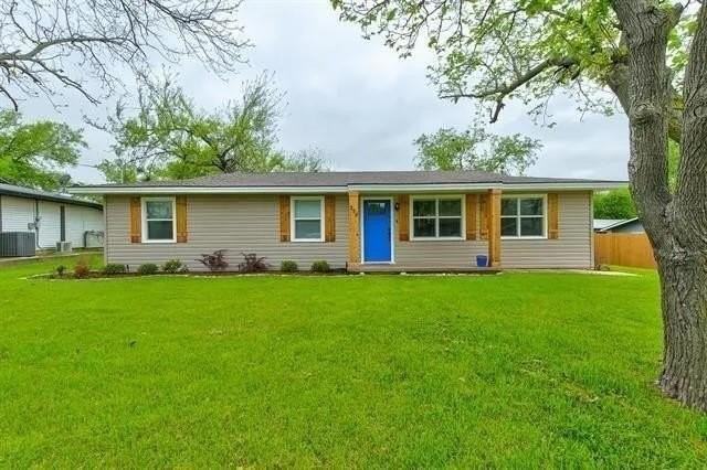 230 Davis Ave - Photo 4 of 27