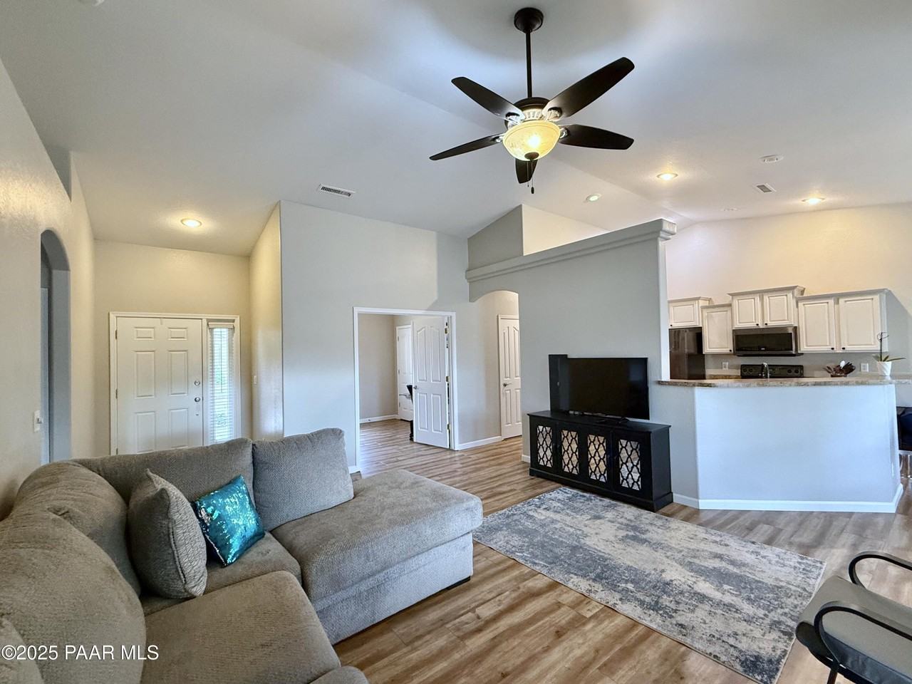 6622 E Farmstead Rd - Photo 6 of 50