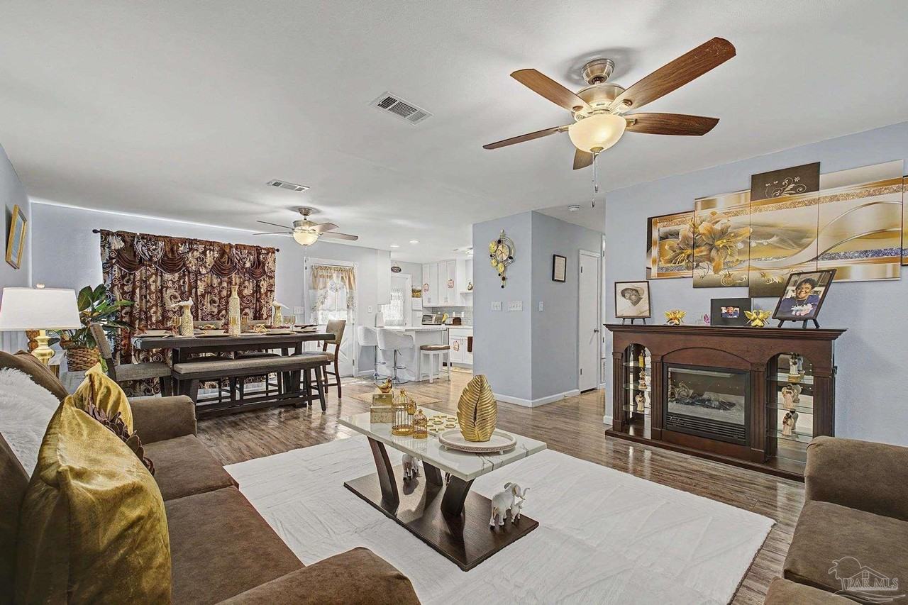 5706 Ventura Ln - Photo 6 of 32