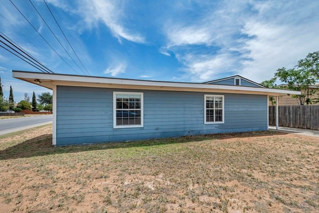 1710 N Weatherford St - Photo 2 of 40