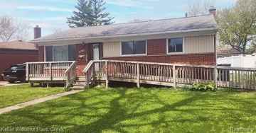 featured image of 28606 Denise St