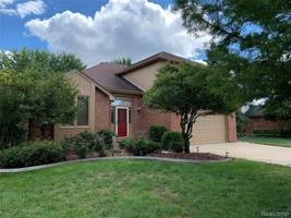 featured image of 3263 Primrose Dr