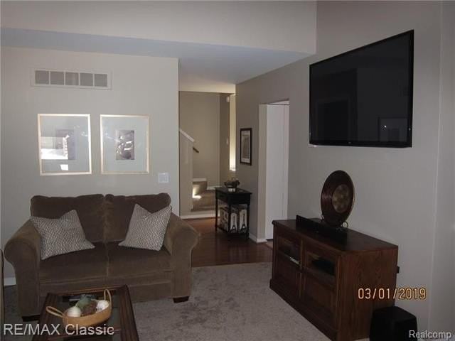 669 Camden Ct #194 - Photo 5 of 23