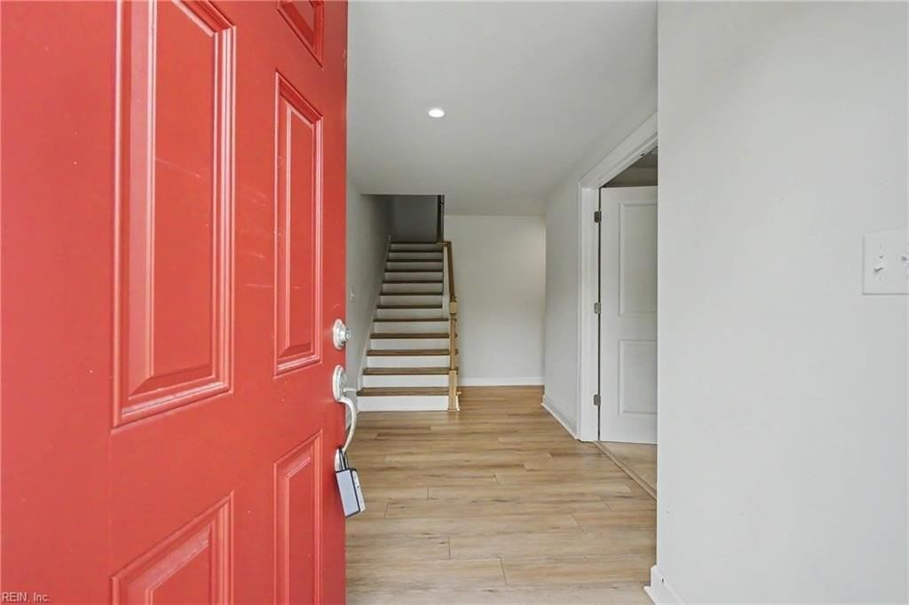2616 Rochambeau Way - Photo 3 of 38