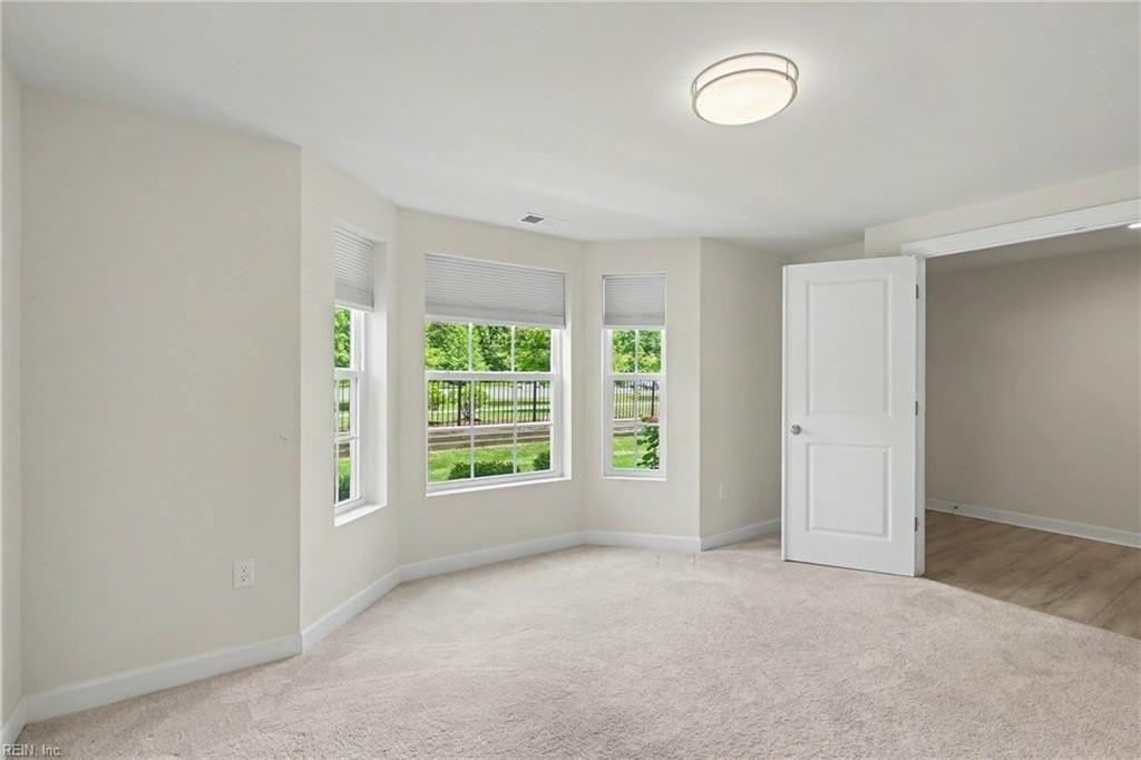 2616 Rochambeau Way - Photo 6 of 38