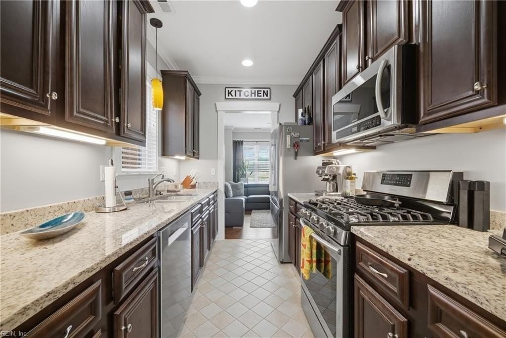 3805 Granby St #D - Photo 3 of 46