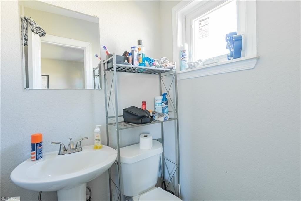 4932 Westgrove Rd - Photo 7 of 10