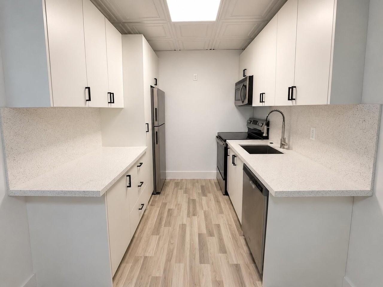 610 Nw 13th St #210 - Photo 6 of 15