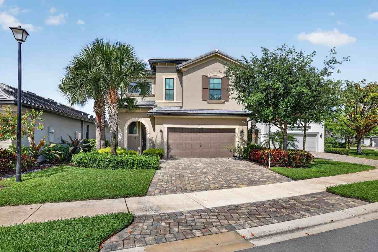 4651 Pinehurst Trl E - Photo 2 of 50