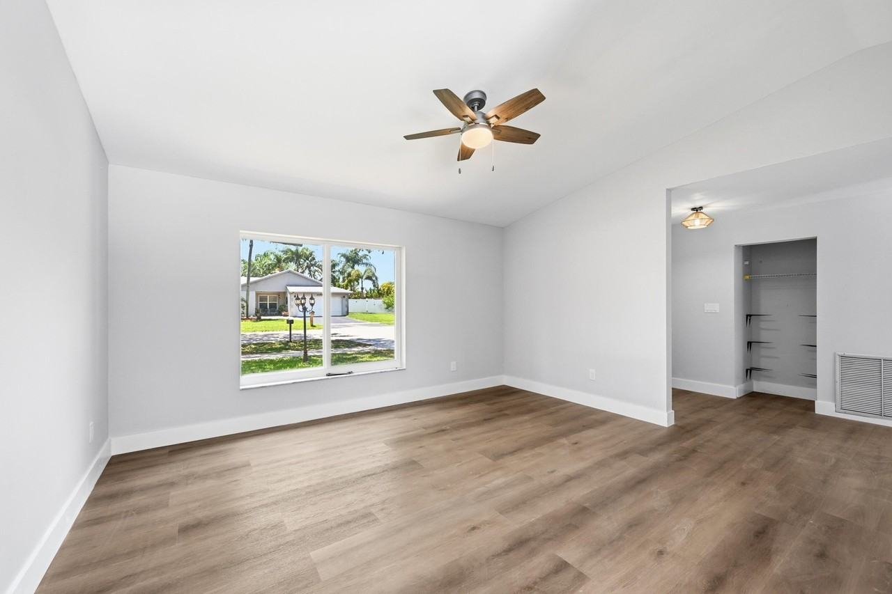 11991 Sw 51st Ct - Photo 7 of 24