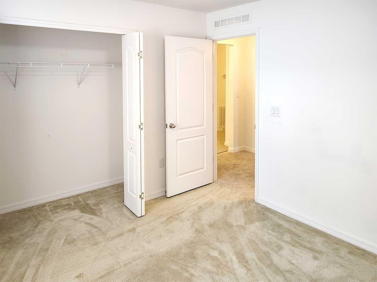 386 Lexington Ave Sw - Photo 6 of 10