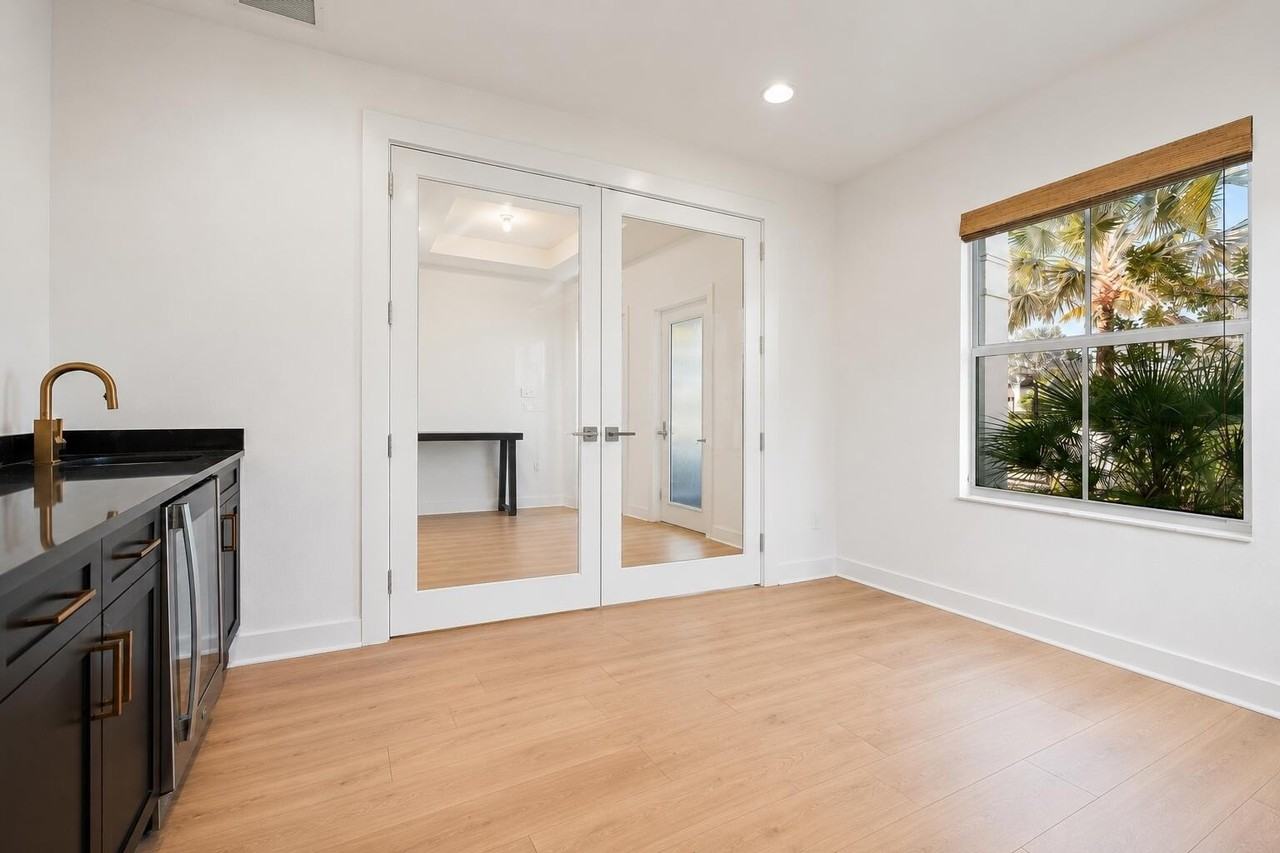 13190 Alton Rd - Photo 4 of 50