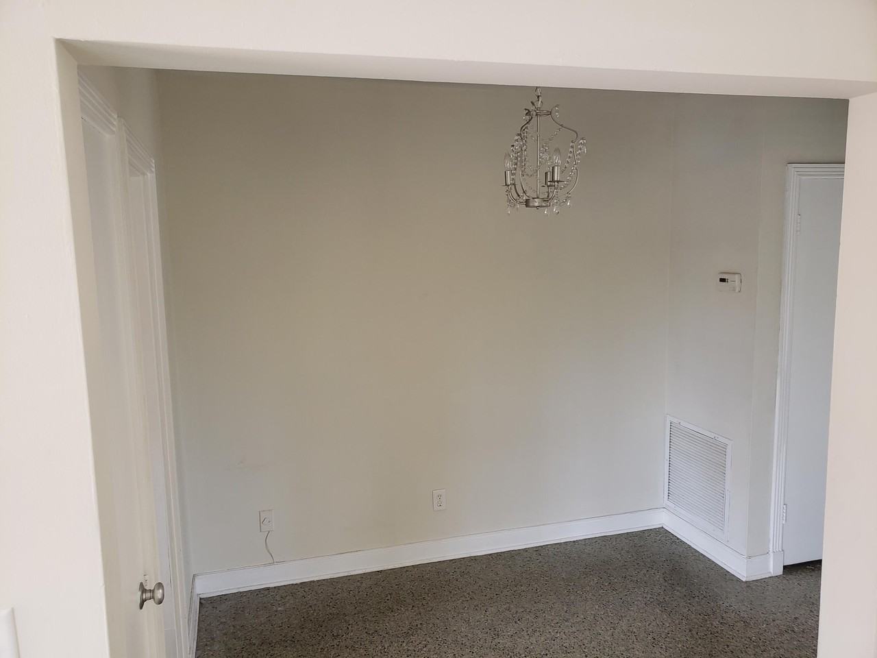 3637 S Olive Ave - Photo 4 of 8