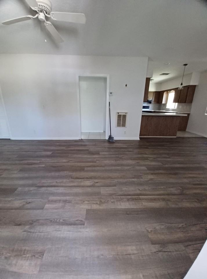 520 W Branch St - Photo 5 of 23