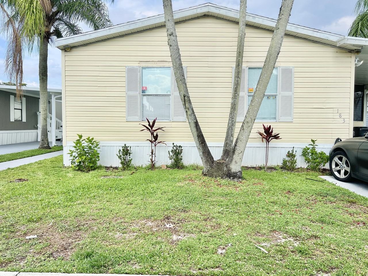 183 Plantation Blvd - Photo 2 of 27