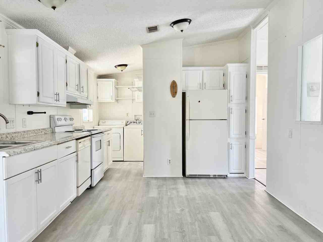 183 Plantation Blvd - Photo 6 of 27