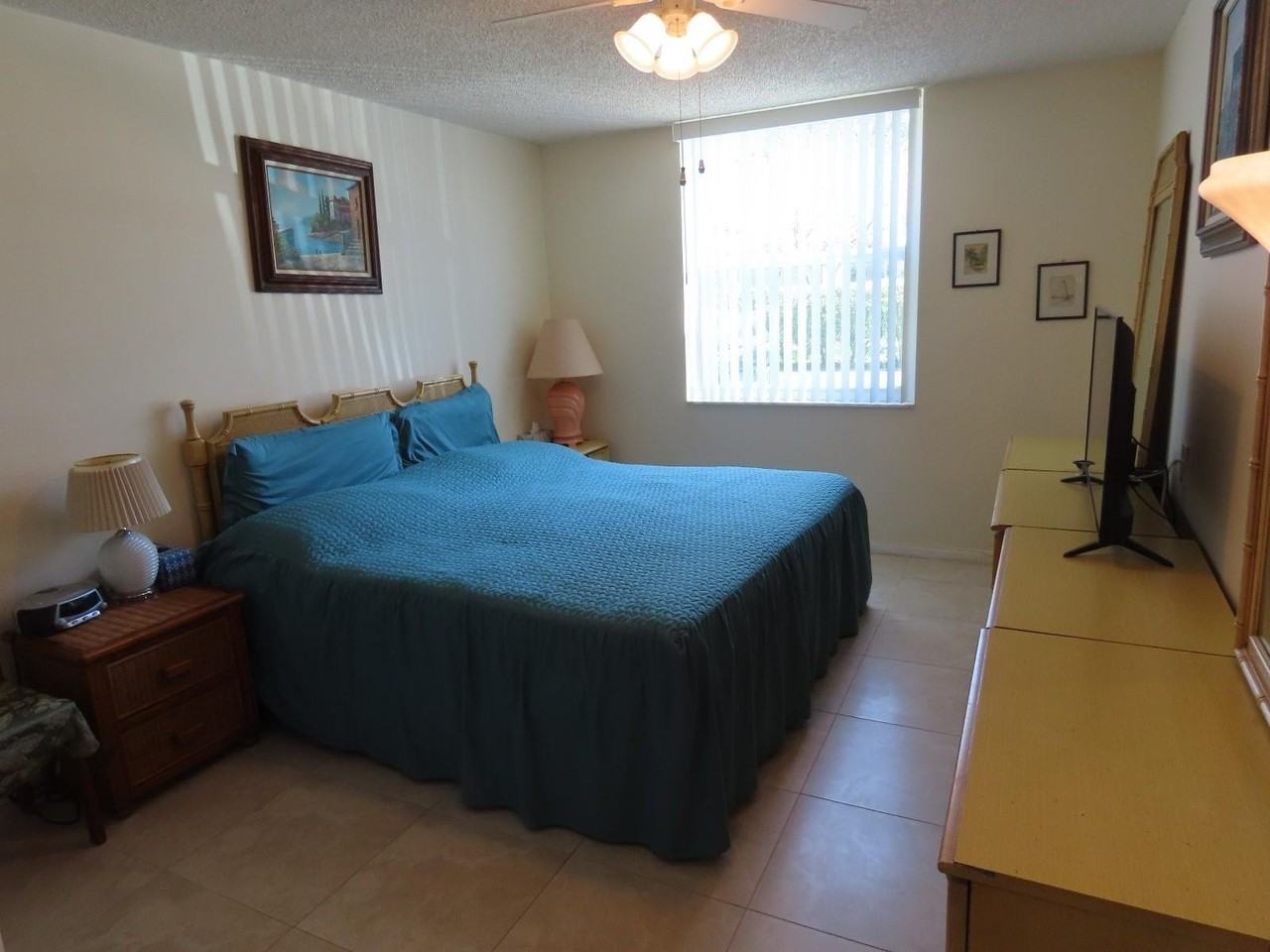17 Willowbrook Ln #106 - Photo 6 of 19