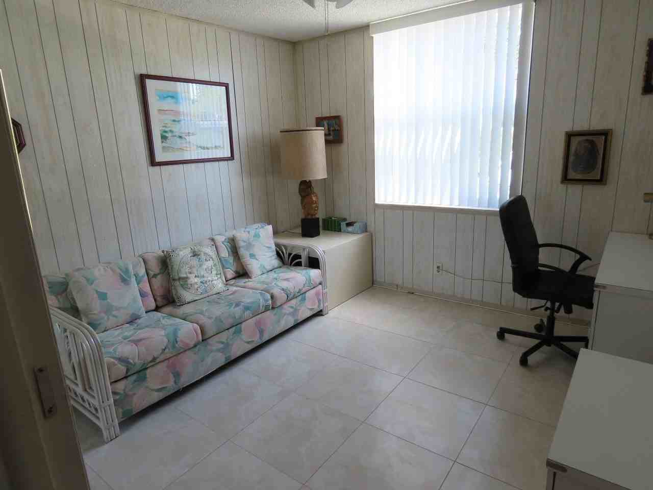 17 Willowbrook Ln #106 - Photo 7 of 19
