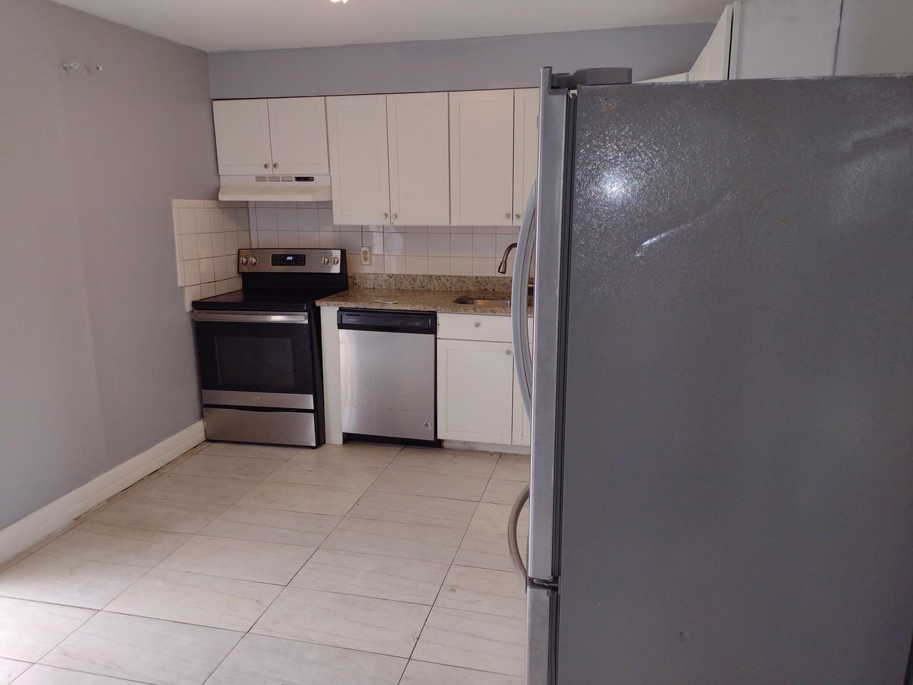 5911 Barbados Way E - Photo 2 of 10